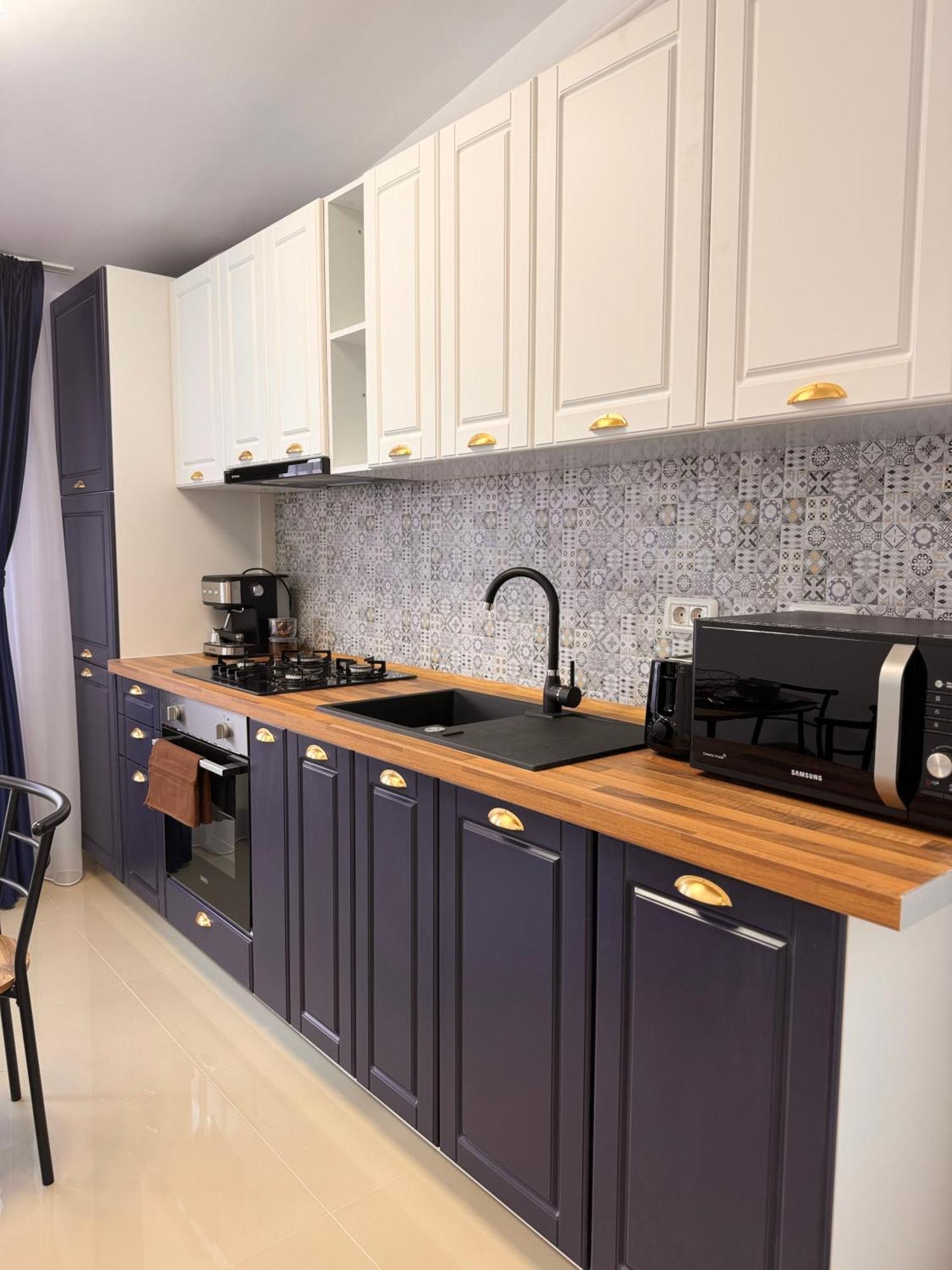 Jungle Loft Apartment ซูชาวา ภายนอก รูปภาพ