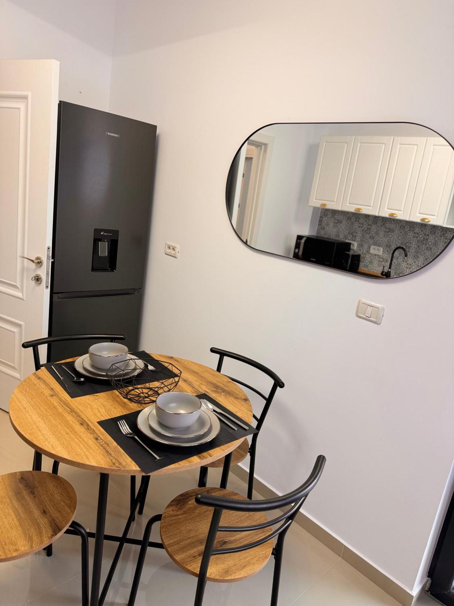 Jungle Loft Apartment ซูชาวา ภายนอก รูปภาพ