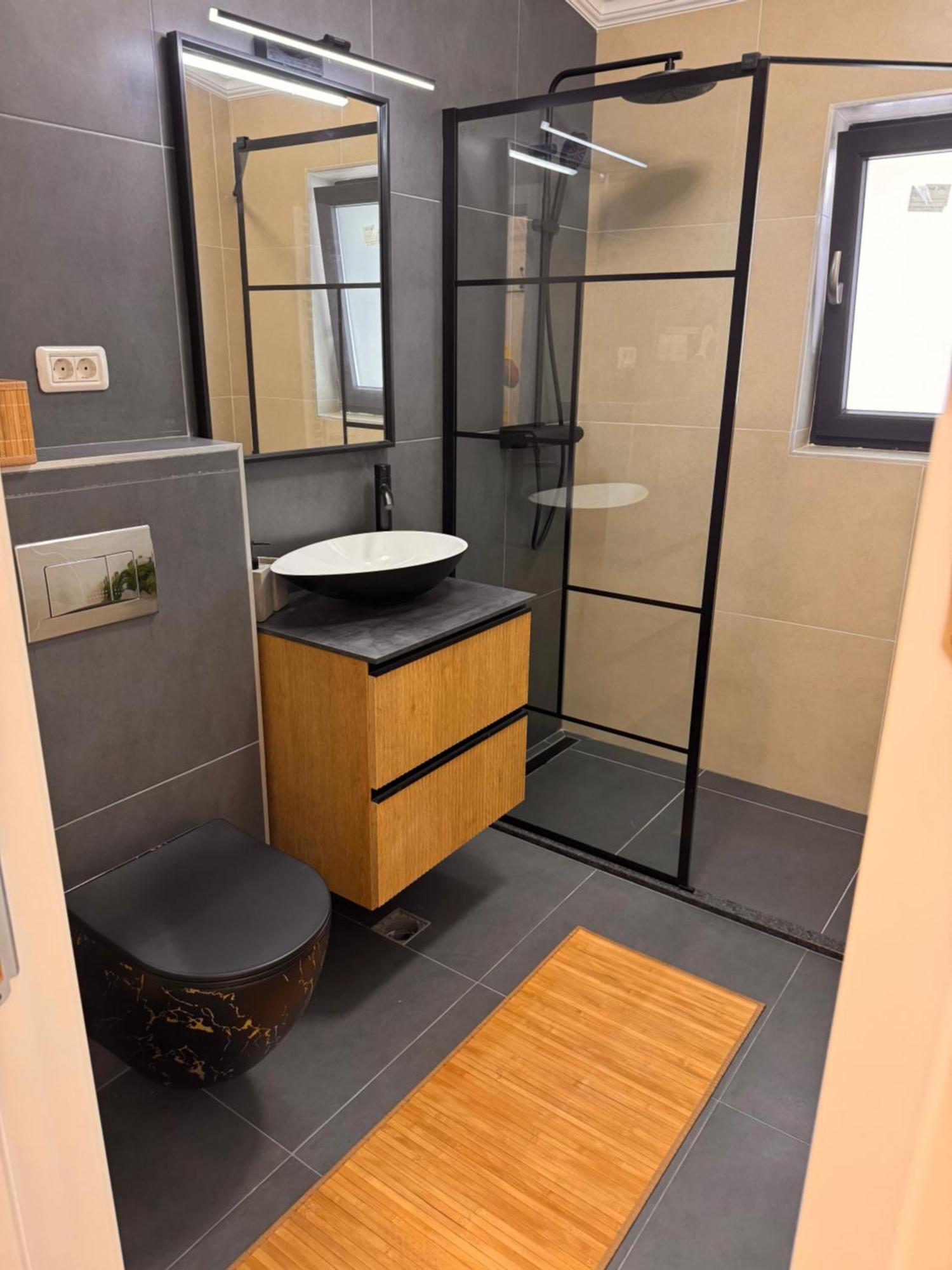 Jungle Loft Apartment ซูชาวา ภายนอก รูปภาพ